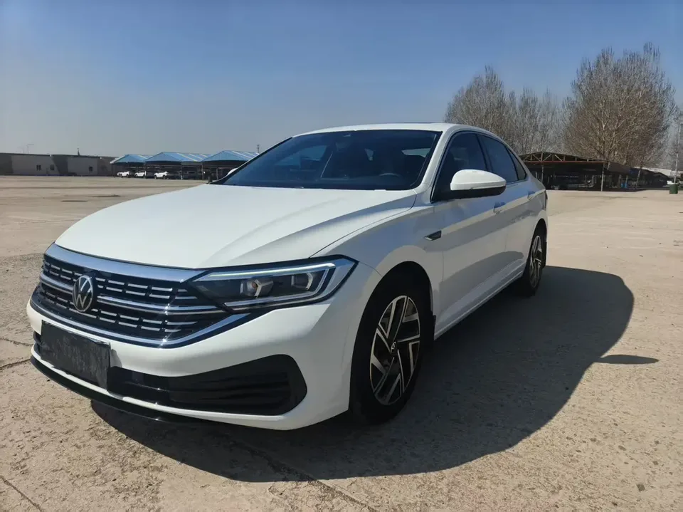 Volkswagen Sagitar 2025