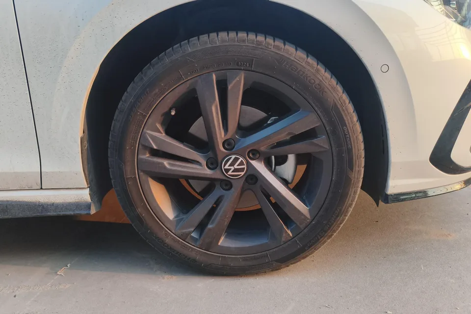Volkswagen Golf facelift 280TSI DSG R-Line Lite 2024 — миниатюра 2