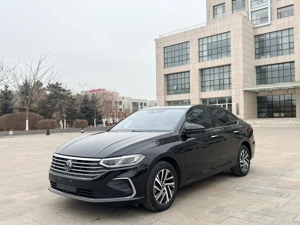 Volkswagen Lavida Lavida 2023 Modified 1.5L Automatic 5 million version 2023 — photo 1, buy with delivery to Moscow