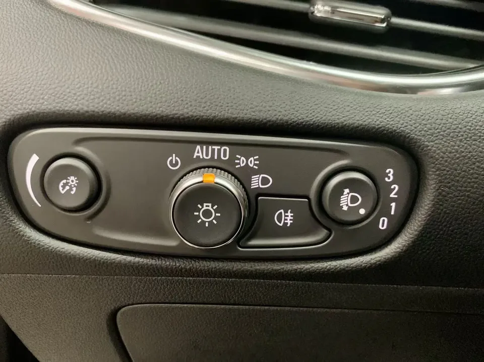 Chevrolet Malibu Xl 1.5T sharp version 2024 — миниатюра 4