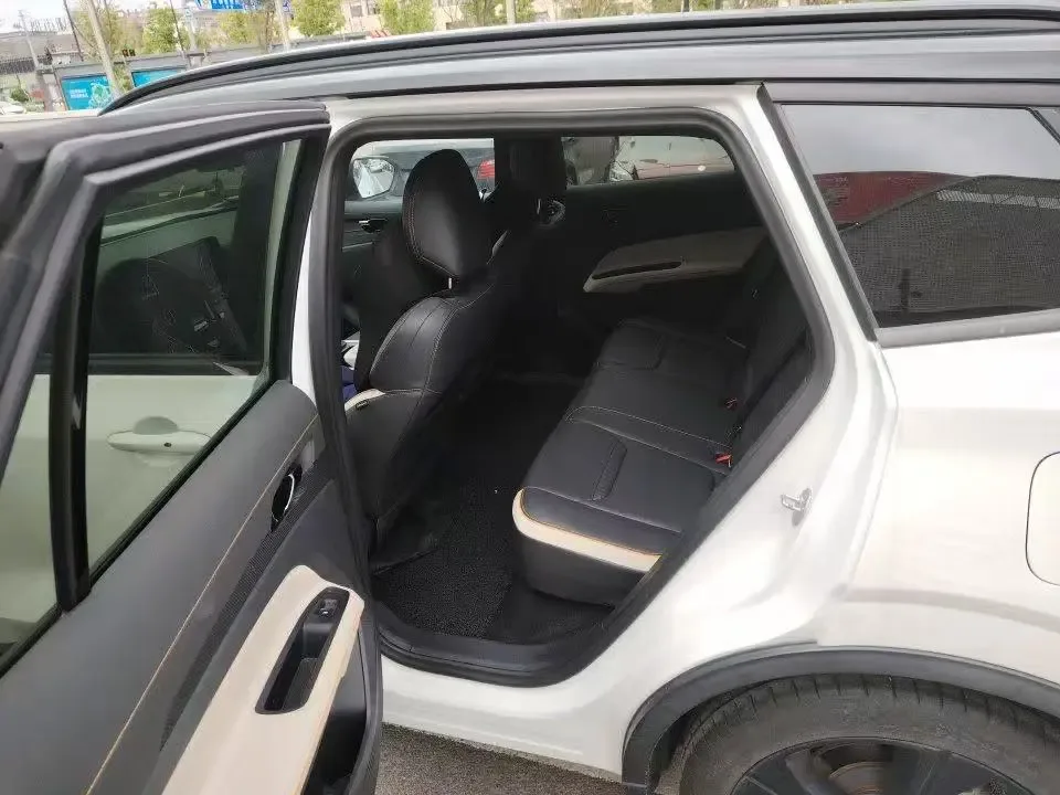 Ford Equator Sport EcoBoost 170 Light and Shadow 2023 — миниатюра 5
