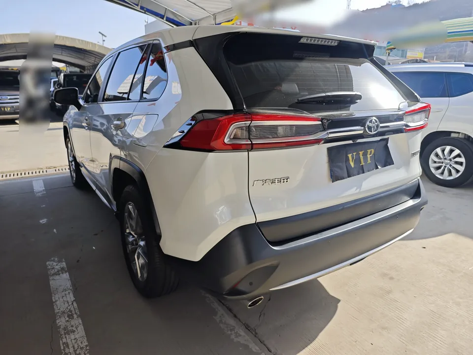 Toyota Willanda Weilanda 2022 2.0L two-wheel drive luxury version 2022 — миниатюра 4