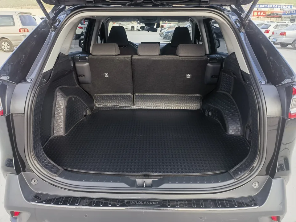 Toyota Willanda 2.0L 2WD Leading Edition 2024 — миниатюра 5