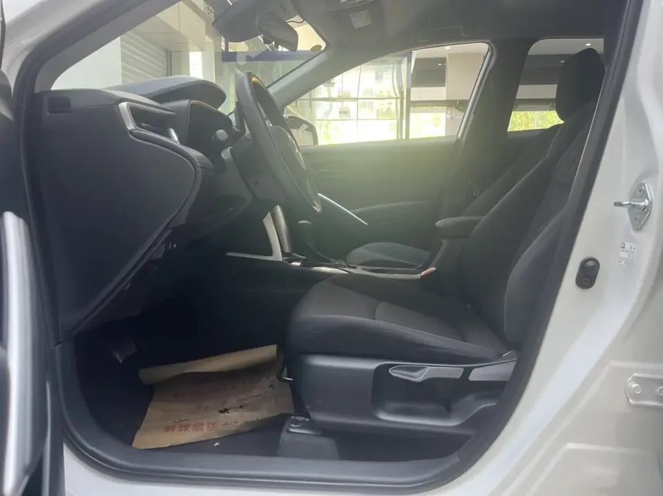 Toyota CorollaCross Corolla Sharp 2023 2.0L CVT Pioneer Edition 2024 — thumbnail 3