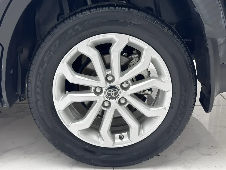 Toyota Frontlander 2.0L CVT Leading Edition 2022 — миниатюра 3