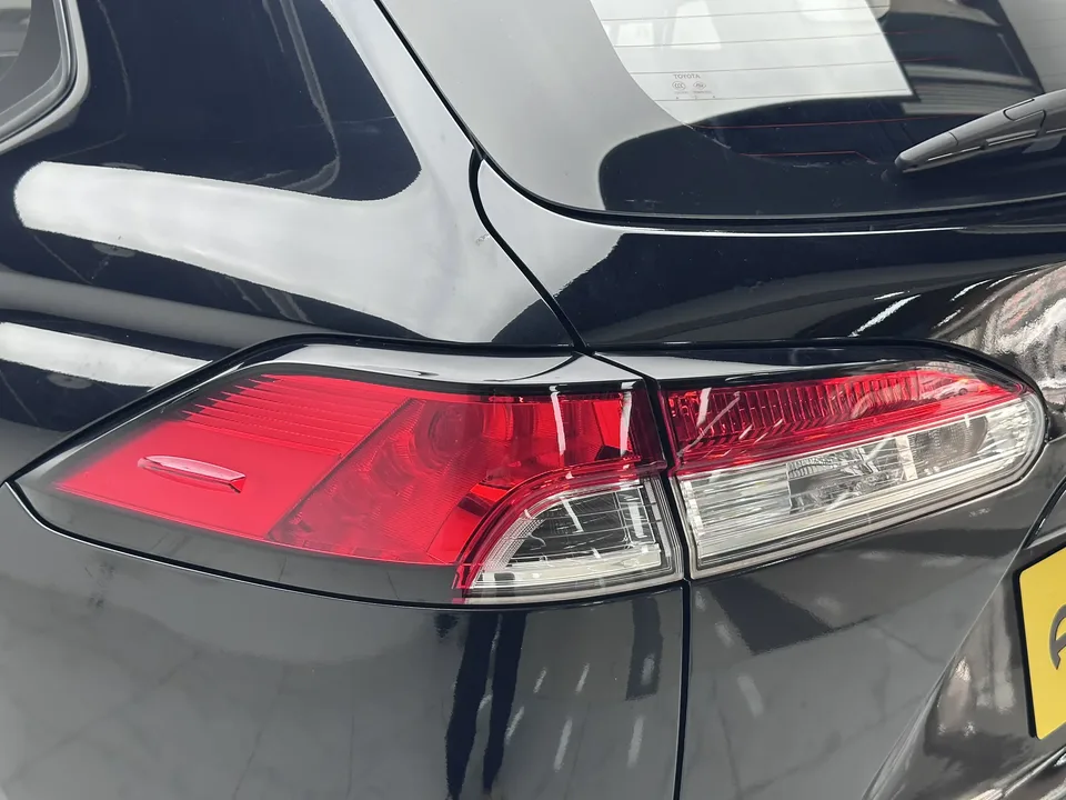 Toyota Frontlander 2.0L CVT Leading Edition 2022 — миниатюра 4