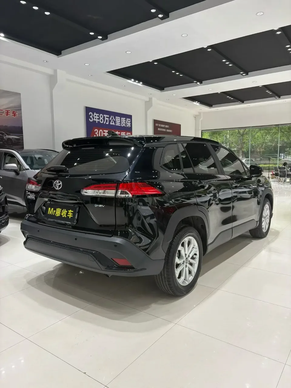 Toyota Frontlander 2.0L Intelligent Electric Hybrid Dual Engine Leading Edition 2024 — миниатюра 2