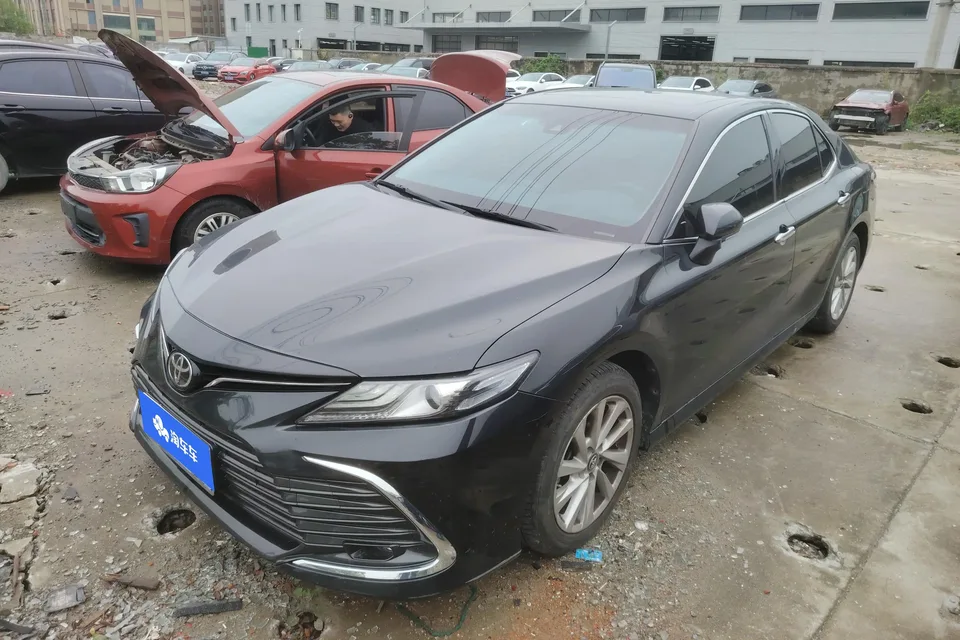 Toyota Camry 2022