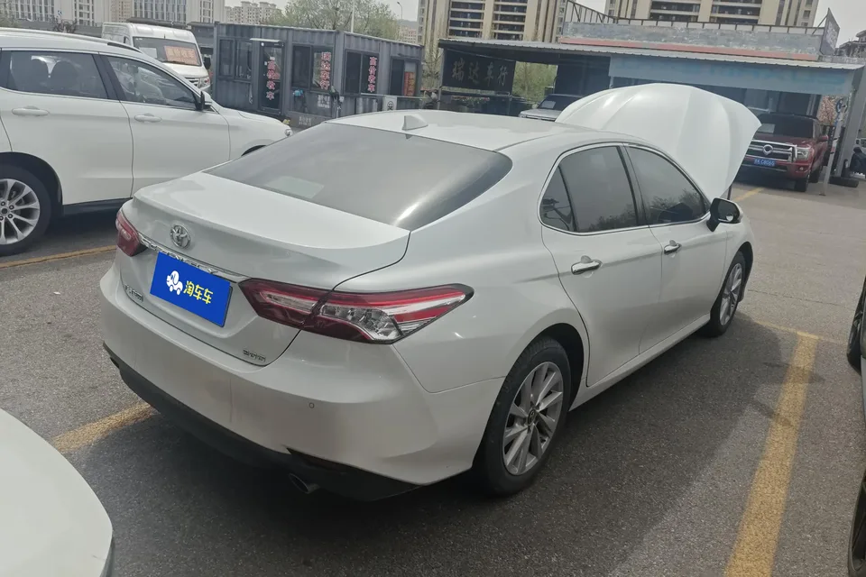 Toyota Camry 2022