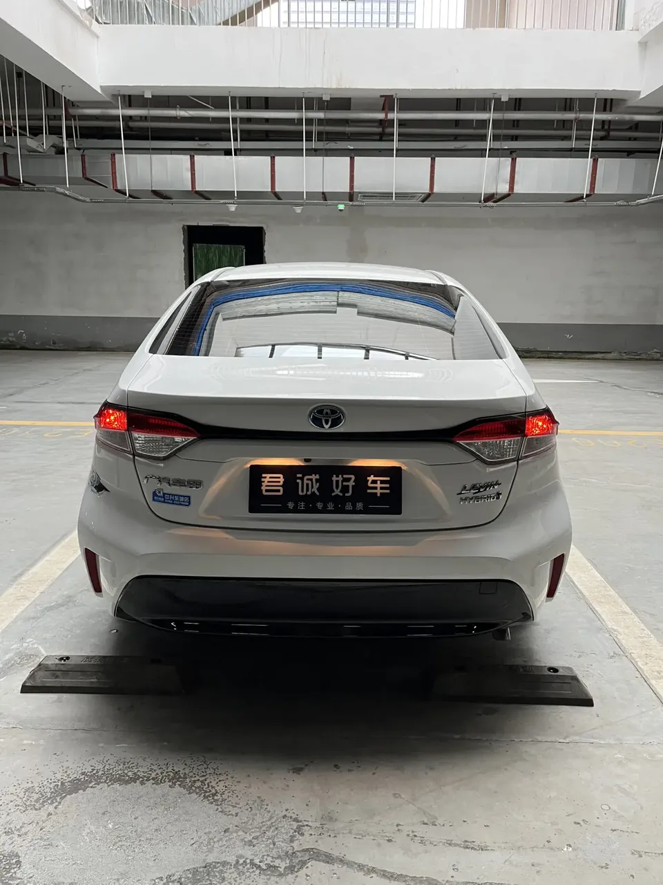 Toyota Levin Levin Hybrid 1.8L Knight Edition 2024 — миниатюра 2