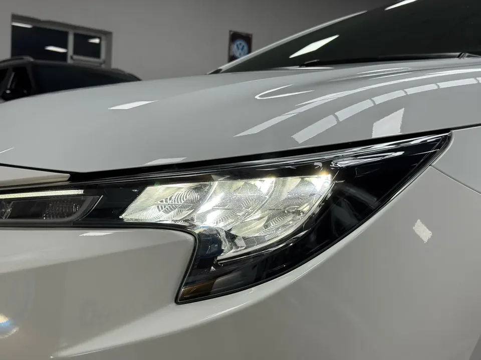 Toyota Levin 2022 Lelink 185T CVT Luxury Edition 2022 — миниатюра 3