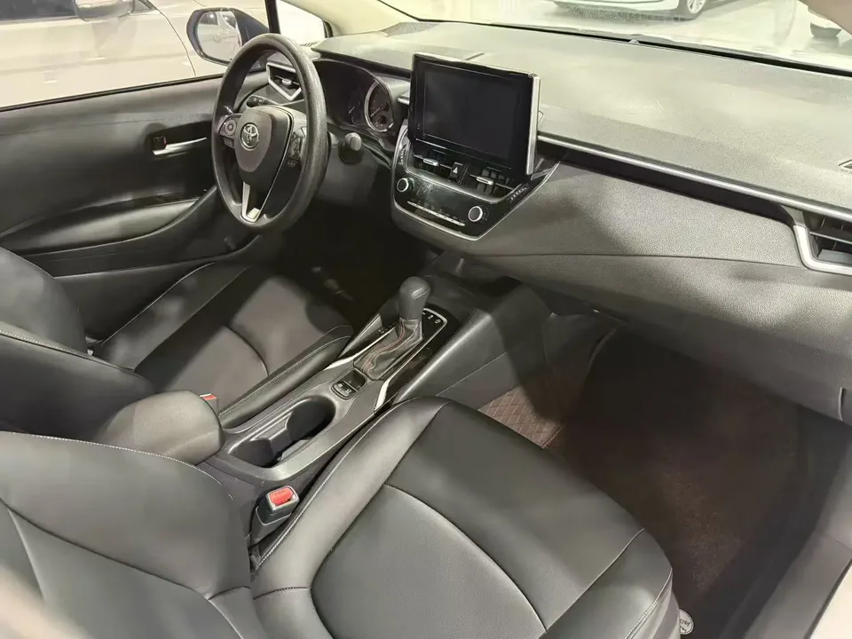 Toyota Corolla Corolla 2021 Corolla 2021 1.2T S-CVT sports version 2022 — миниатюра 5