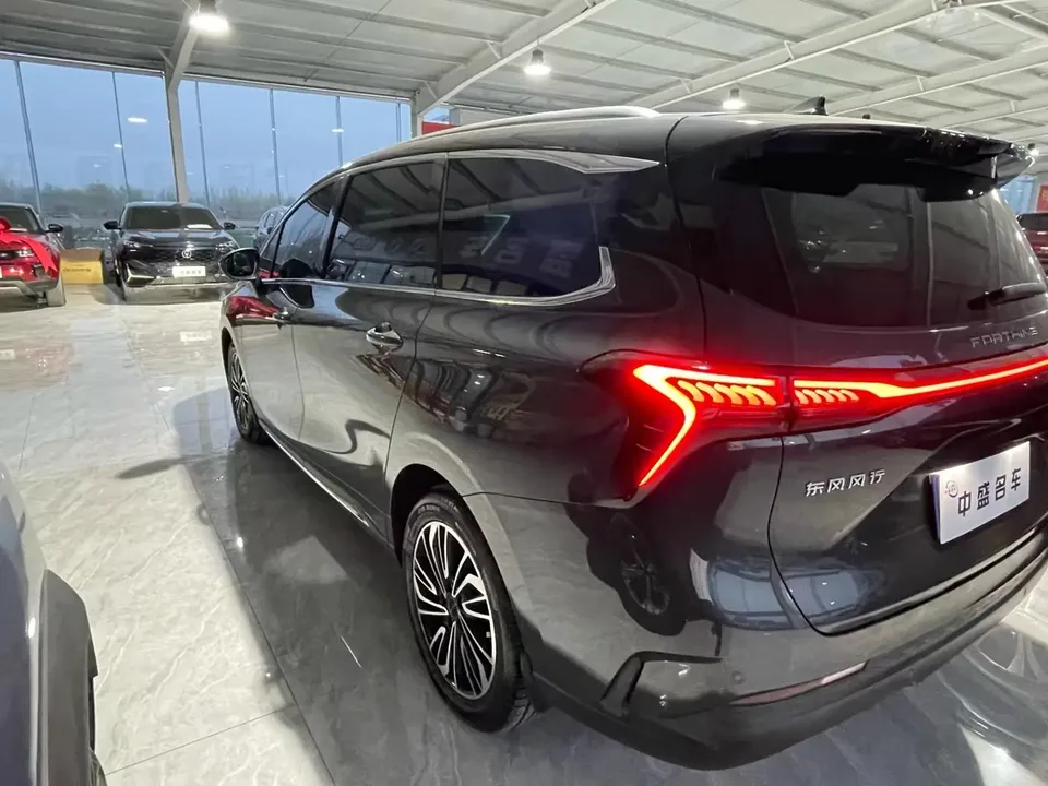 Forthing Popular yacht 1.5T DCT Wind Chaser Edition 2023 — миниатюра 4