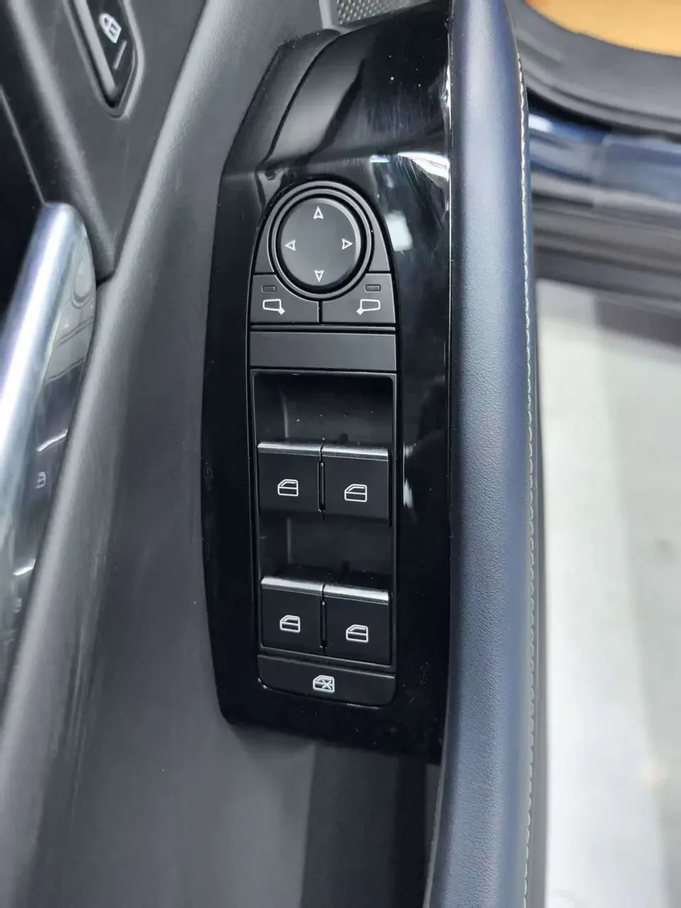 Mazda CX-30 Mazda CX-30 2021 2.0L Automatic Elegance 2022 — thumbnail 3