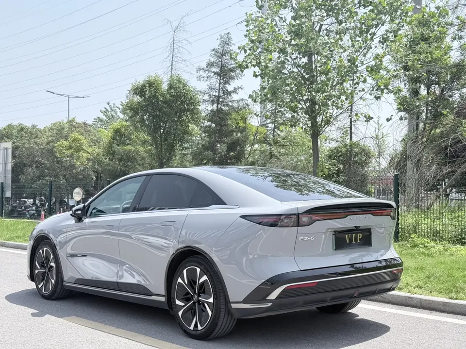 Mazda EZ-6 Pure Electric 600 Zhizun Edition 2024 — миниатюра 2