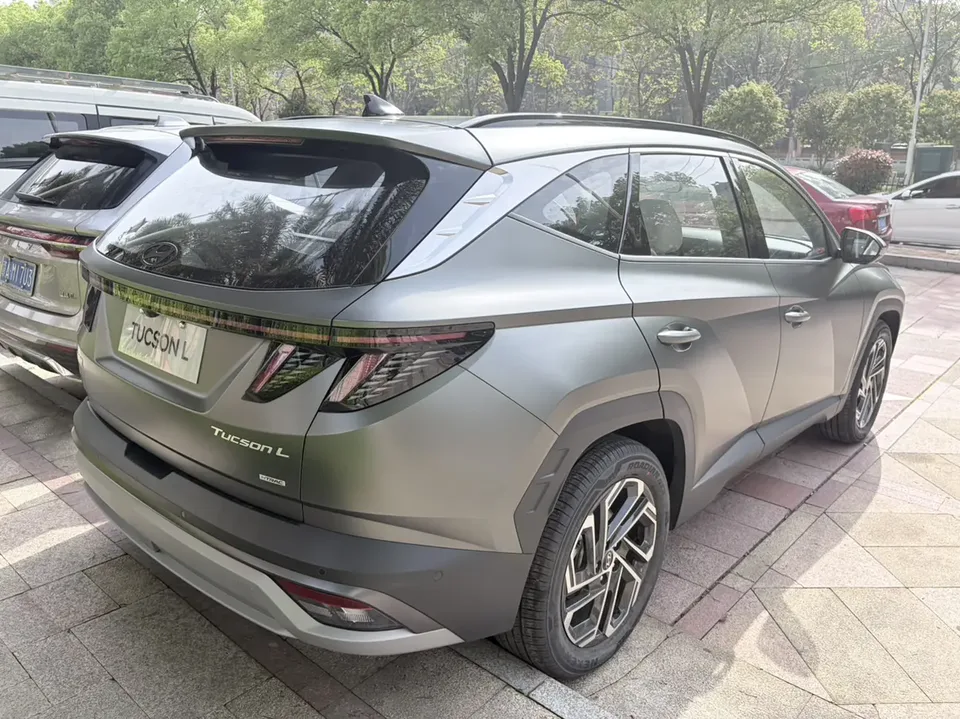Hyundai tucson l Tucson 2025 Tucson L 1.5T TOP 4WD Flagship Edition 2026 — миниатюра 3