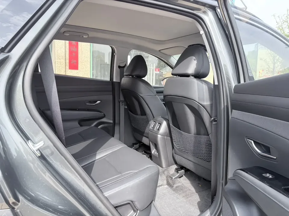 Hyundai tucson l Tucson 2025 Tucson L 1.5T TOP 4WD Flagship Edition 2026 — миниатюра 3
