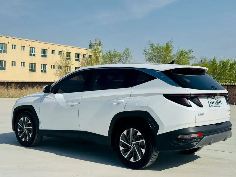 Hyundai tucson l Tucson L 1.5T GLX two-wheel drive elite version 2023 — миниатюра 4