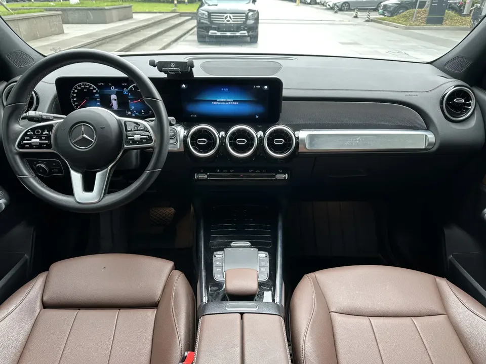 Mercedes-Benz GLB-Class Mercedes-Benz GLB 2023 GLB 200 Fashion Edition 2023 — миниатюра 2