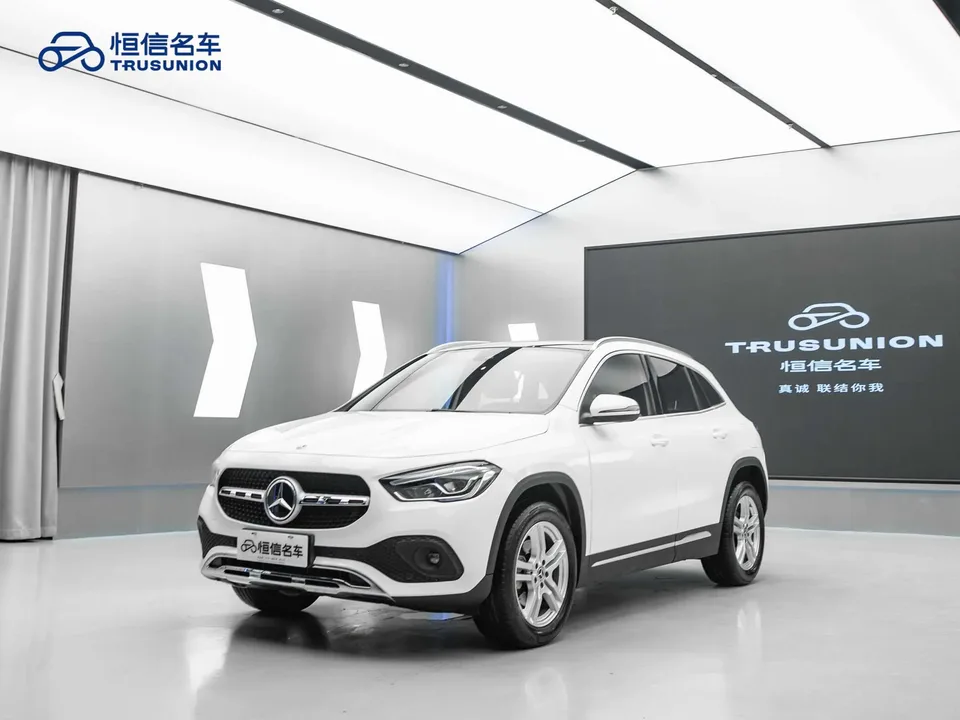 Mercedes-Benz GLA 2023