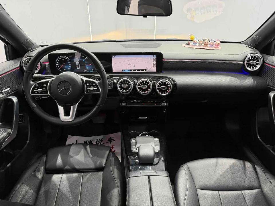 Mercedes-Benz Mercedes Benz A Class Mercedes-Benz A-Class 2022 A 180 L Sports Sedan 2023 — миниатюра 4