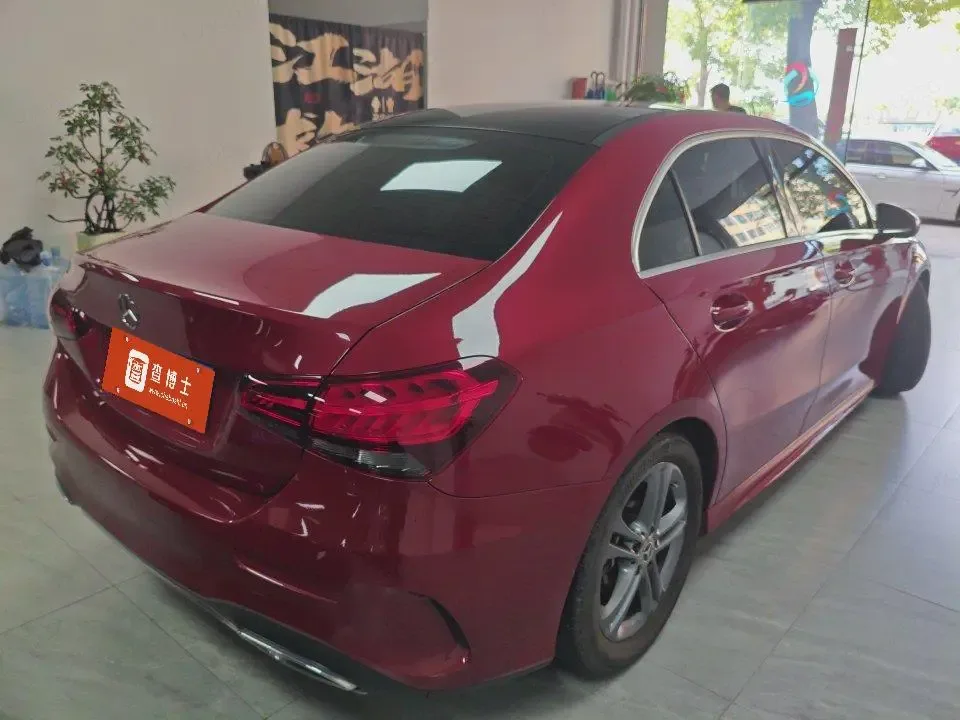 Mercedes-Benz Mercedes Benz A Class Mercedes-Benz A-Class 2022 A 180 L 2022 — миниатюра 2