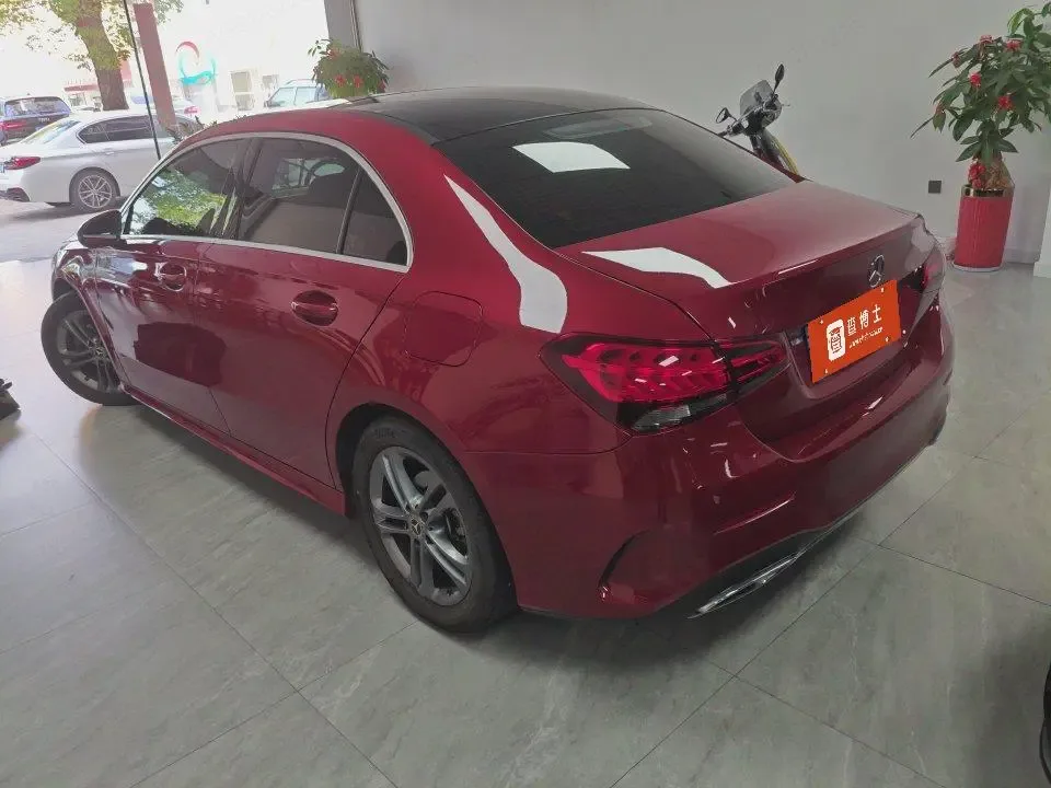 Mercedes-Benz Mercedes Benz A Class Mercedes-Benz A-Class 2022 A 180 L 2022 — миниатюра 4