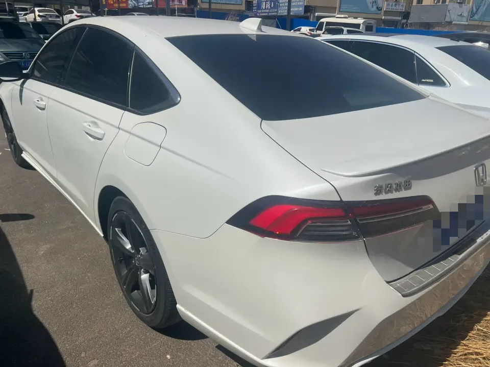 Honda Inspire 260TURBO Elite Edition 2023 — миниатюра 2