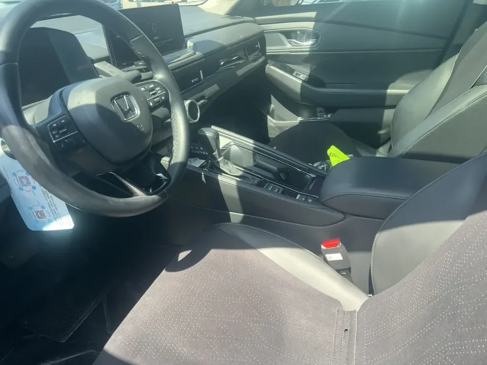 Honda Inspire 260TURBO Elite Edition 2023 — миниатюра 4