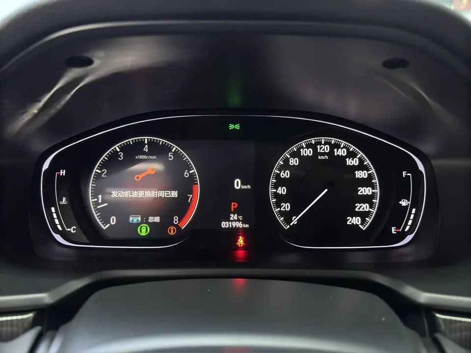 Honda Accord 2022 Accord 260TURBO Fantasy Night Premium Edition 2022 — миниатюра 3