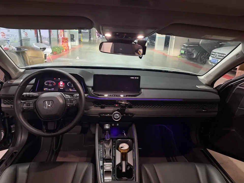 Honda Accord RuiTong 260TURBO flagship version 2024 — миниатюра 5