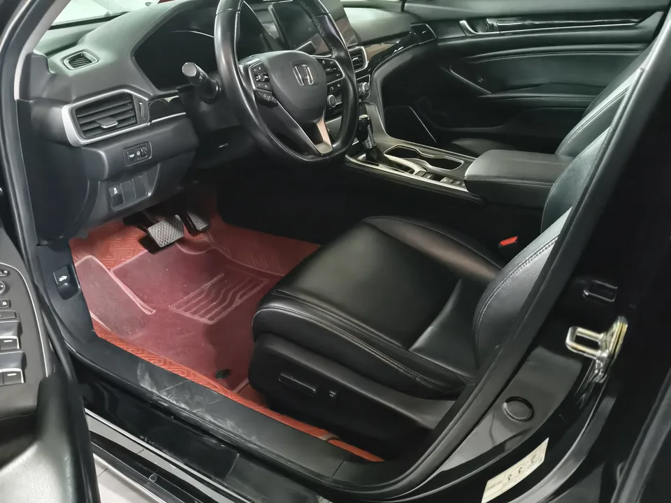Honda Accord Accord 2022 260TURBO Deluxe Edition 2023 — миниатюра 5