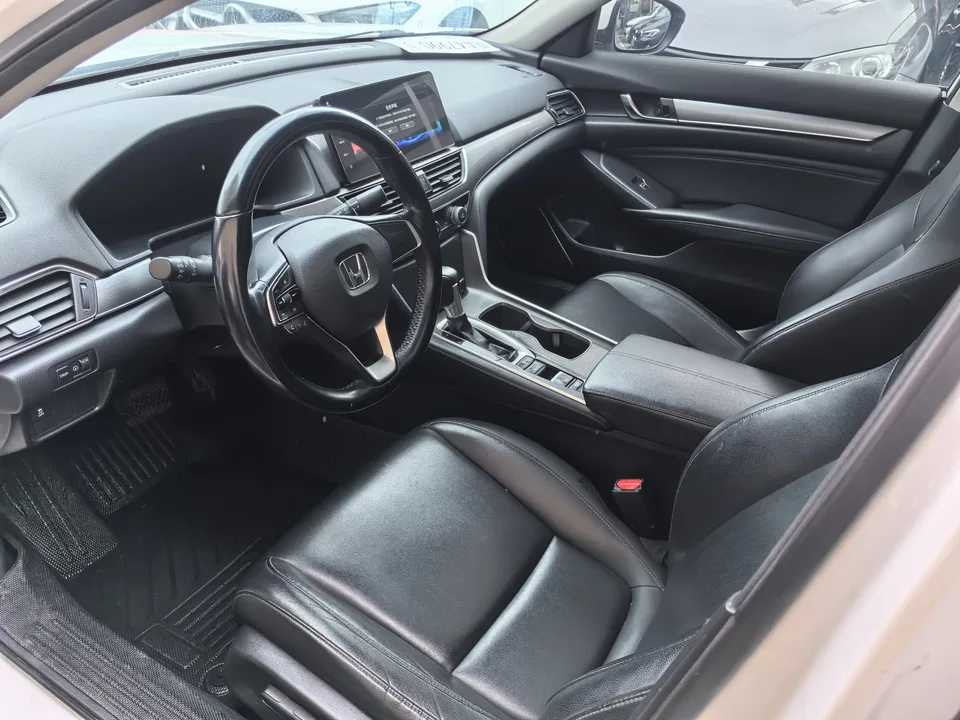 Honda Accord Accord 2022 260TURBO Deluxe Edition 2022 — миниатюра 4