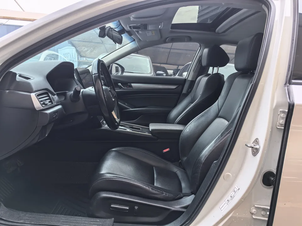 Honda Accord Accord 2022 260TURBO Deluxe Edition 2022 — миниатюра 5