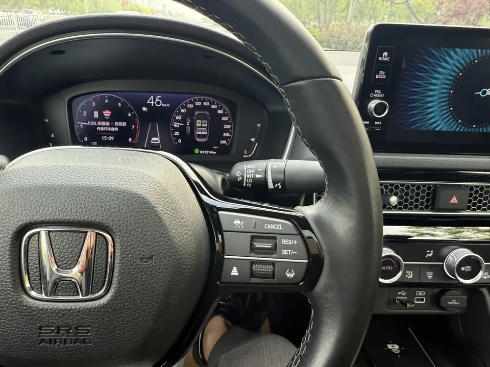 Honda CIVIC 2022 Civic 240TURBO CVT Power Control Edition 2022 — миниатюра 4