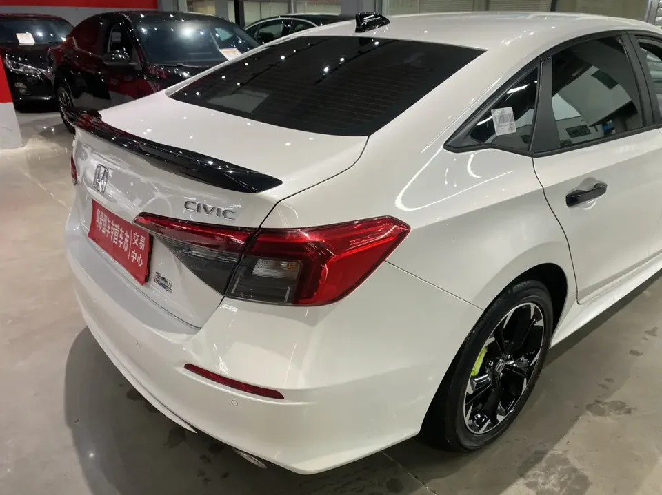 Honda CIVIC 2022 Civic 240TURBO CVT Ignition Edition 2023 — миниатюра 3