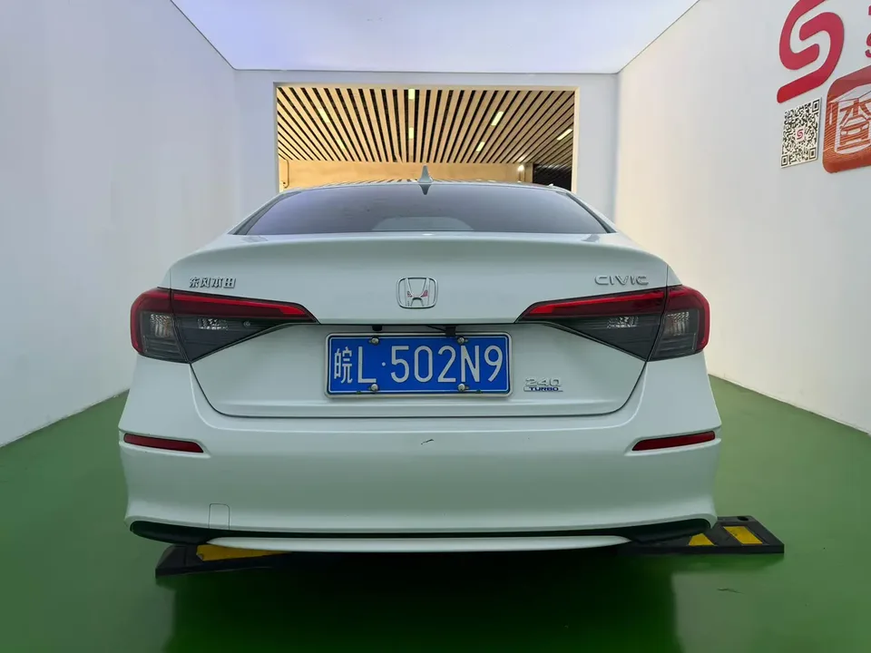 Honda CIVIC Civic 240TURBO CVT Dynamic C-position Customer Special Edition 2023 — миниатюра 2