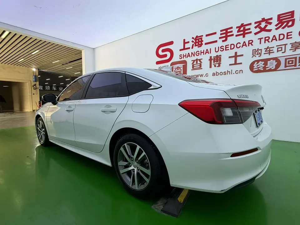 Honda CIVIC Civic 240TURBO CVT Dynamic C-position Customer Special Edition 2023 — миниатюра 4