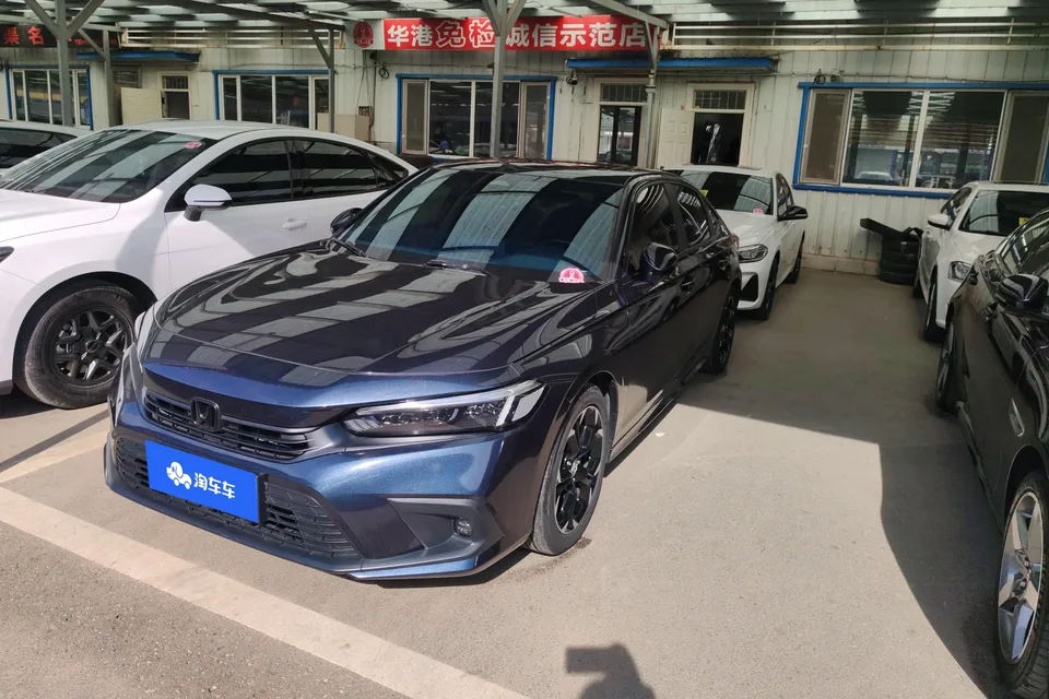 Honda CIVIC 2023