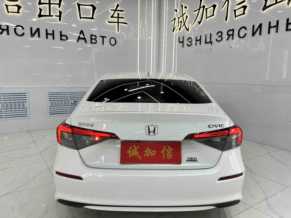 Honda CIVIC 2022 Civic 180TURBO CVT Sport Edition 2022 — миниатюра 2