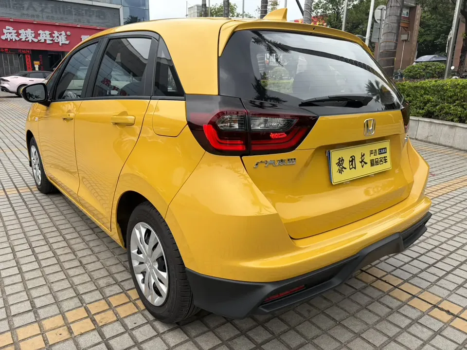 Honda FIT Fit 2025 basic model 2026 — миниатюра 2