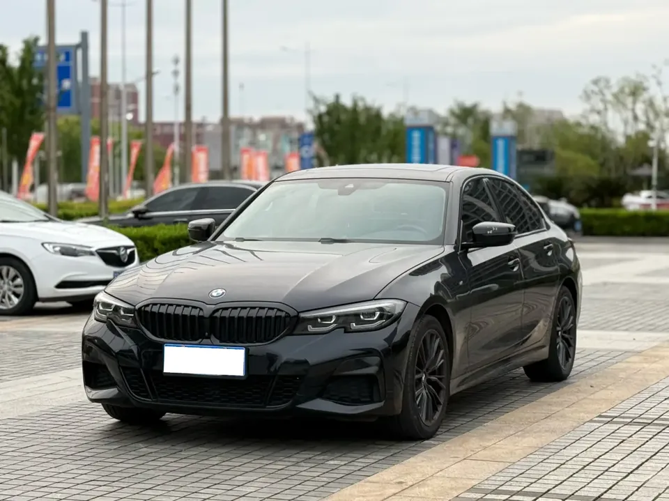 BMW 3 Series 2022