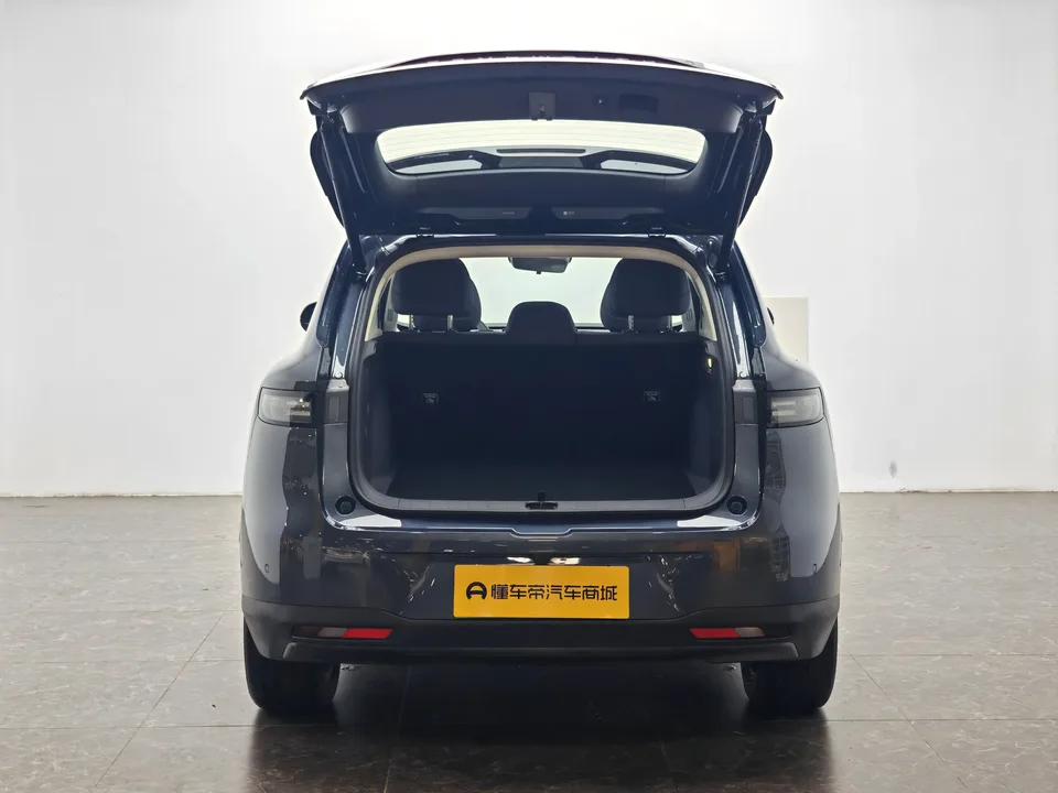 Leapmotor B10 510 Enjoy Edition 2026 — миниатюра 5