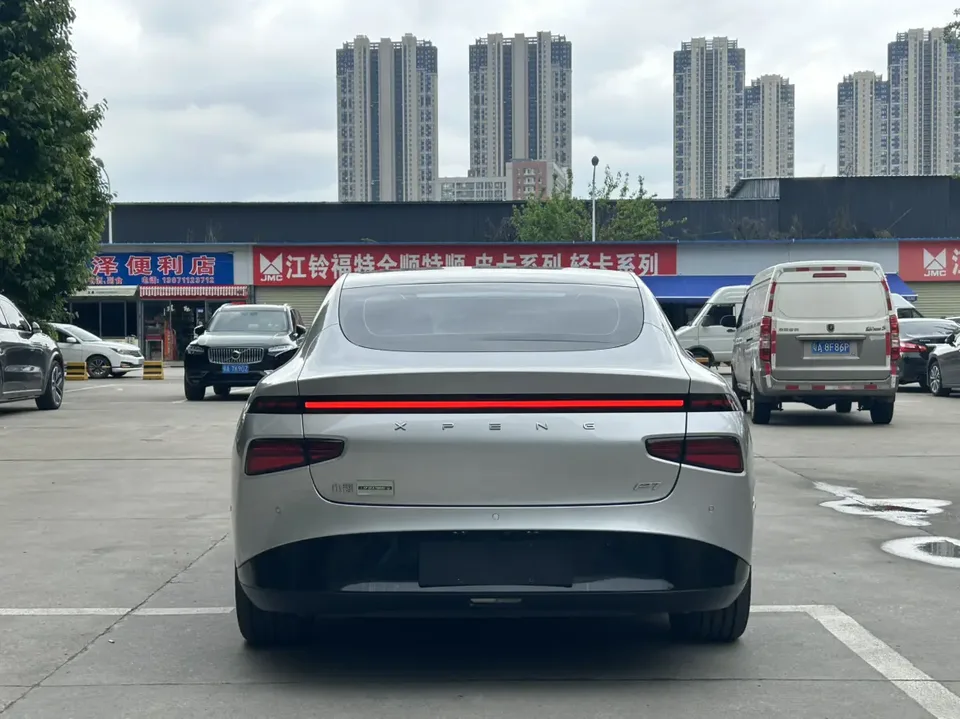 XPeng P7 P7i 702 Pro 2023 — миниатюра 2