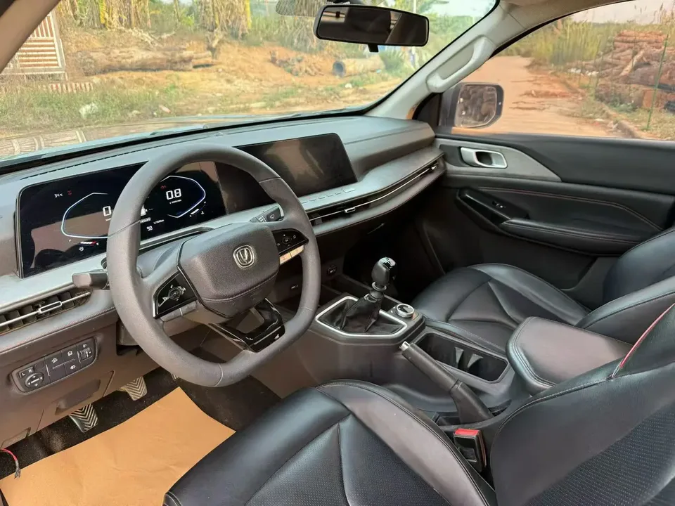 Changan Kaicene Changan Kaicheng F70 Changan Kaicheng F70 2022 2.0T diesel manual four-wheel drive luxury version standard axle 4D20M 2023 — миниатюра 3