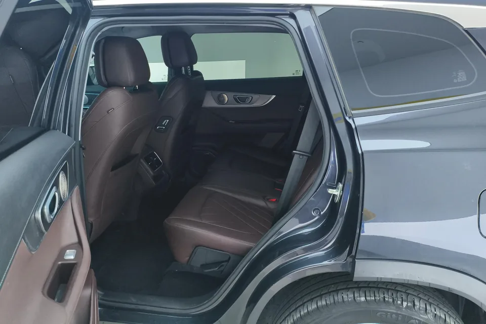 Chery Tiggo 8 PLUS Tiggo 8 PLUS 2024 Champion Edition Kunpeng 390TGDI DCT Heroic Edition 5-seater 2024 — миниатюра 4