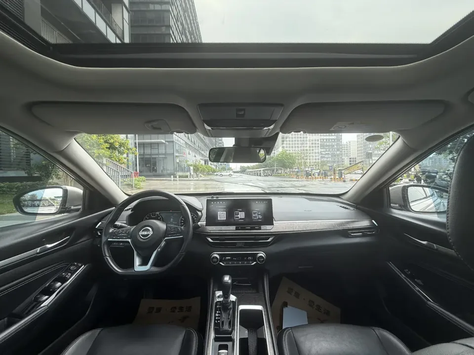 Nissan Altima Teana 2.0L XL-TLS Enjoy Edition 2023 — миниатюра 3
