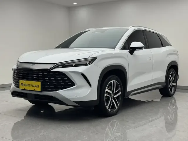 BYD Song L DM DM-i 112KM Beyond Edition 2025 — фото 1, купить с доставкой в Москву