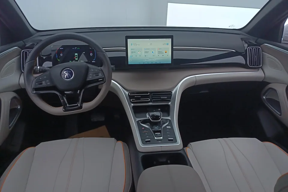 BYD Song Pro DM DM-i Honor Edition 71km Pilot Edition 2024 — миниатюра 5