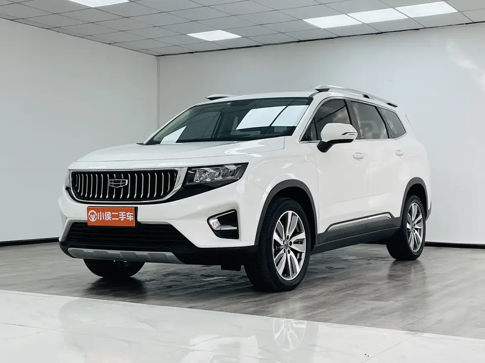 Geely Okavango 2022